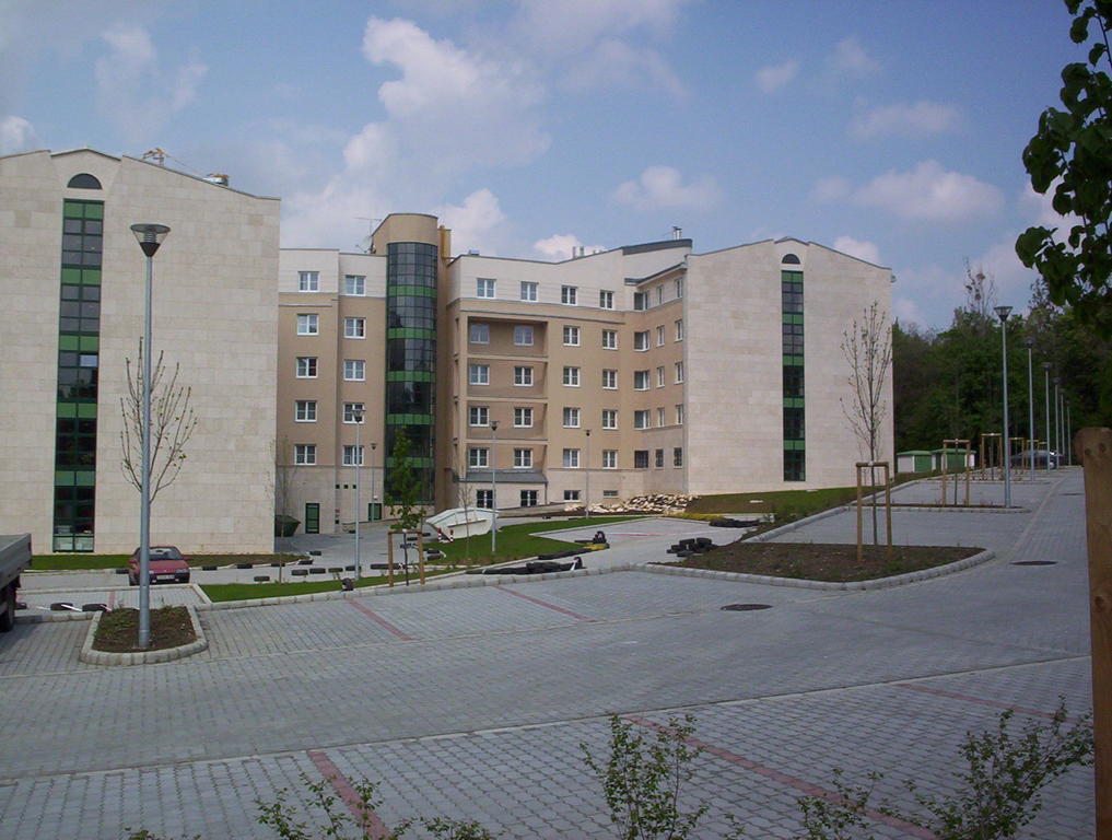 Uni-Hotel Diakotthon Mişcolţ Exterior foto