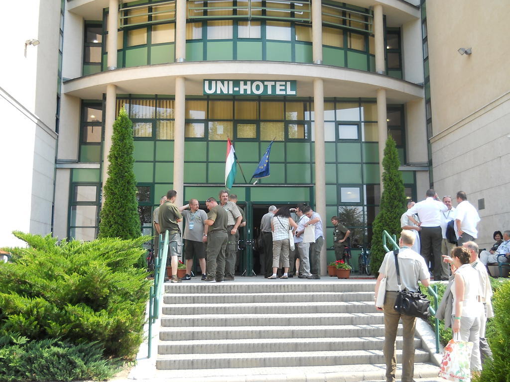 Uni-Hotel Diakotthon Mişcolţ Exterior foto