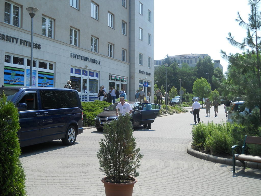 Uni-Hotel Diakotthon Mişcolţ Exterior foto